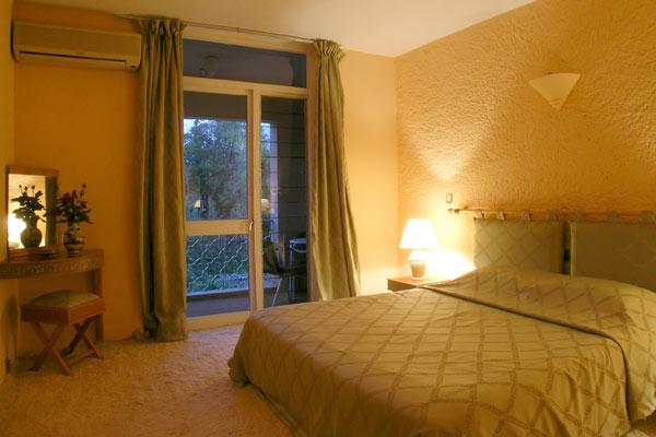 Chems Hotel