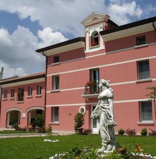 Locanda Villa Maria Luigia San Biagio di Callalta Abbazia di Monastier Italy thumbnail