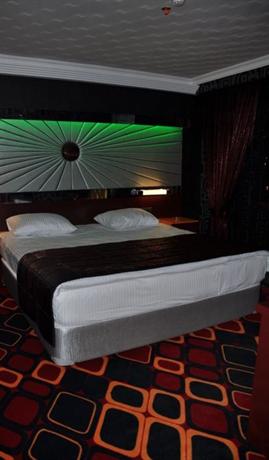 Murat Otel
