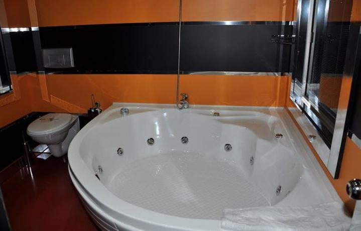 Murat Otel
