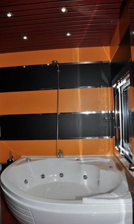 Murat Otel