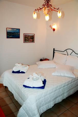 Skiathos Island Suites