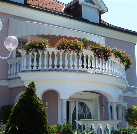 Villa Rose Sankt Kanzian am Klopeiner See Grafenstein Austria thumbnail