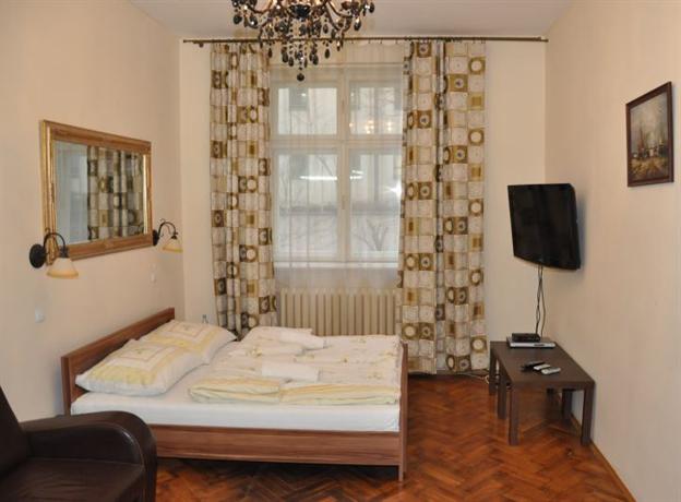 P&J Apartamenty Sw Krzyza
