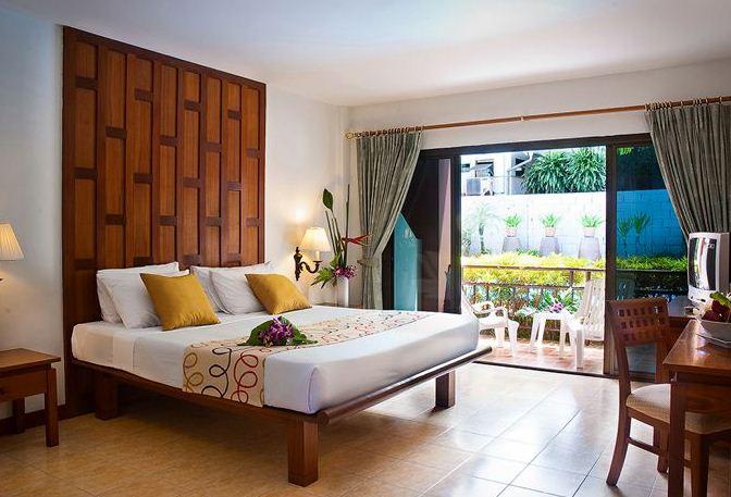 First Resort Albergo