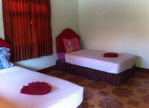 Lanta L.D. Beach Bungalows