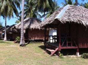 Lanta L.D. Beach Bungalows