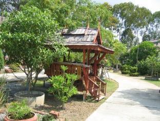 Baan Suan Rim Phu Resort