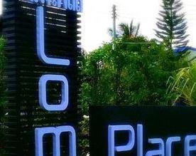 Loma Place Hotel