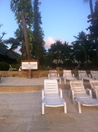Palm Island Hotel