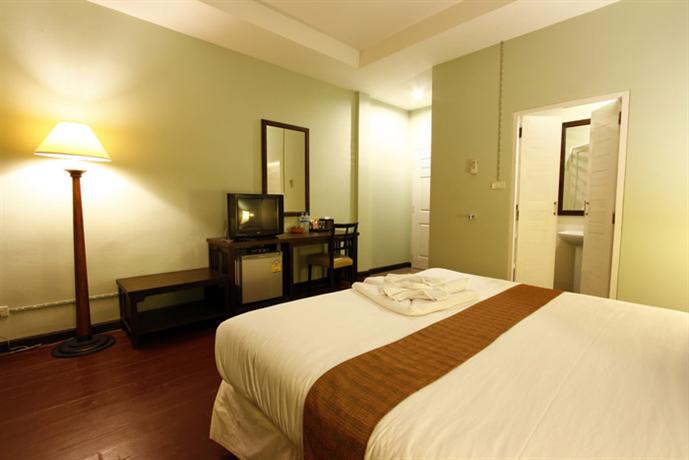 ออเรนจ์ ทรี เฮ้าส์