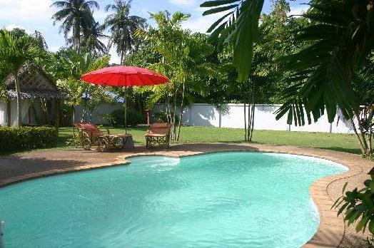 Phuket Lotus Bungalows