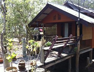 Beautiful Restaurant & Room