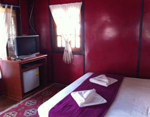 Beautiful Restaurant & Room