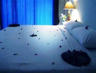 Phuket Racha Guesthouse