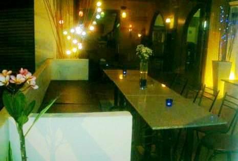 Siam Tulip Pub & Restaurant Guesthouse & Tours