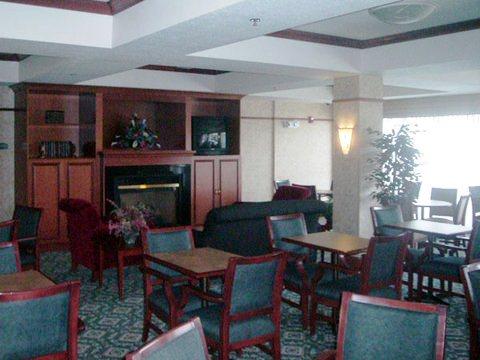 Holiday Inn Express Hotel & Suites Milwaukee-New Berlin