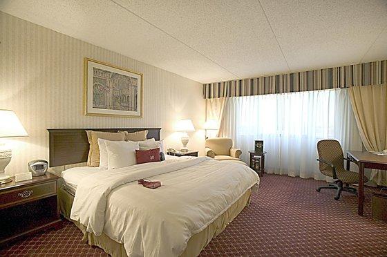 Crowne Plaza Hotel St Louis Airport