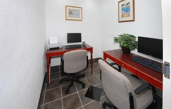 Homestead Lodge Apart-Hotel
