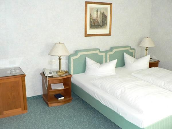Historik Hotel Goldener Hirsch Rothenburg