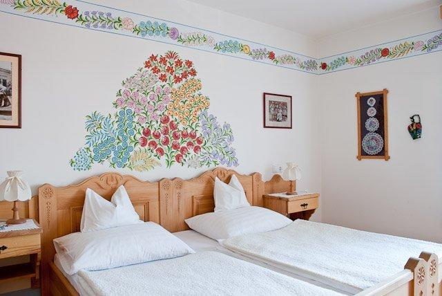 Bagolyvar Hotel