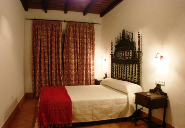 Apartamentos Turisticos - Hostal Los Alisos