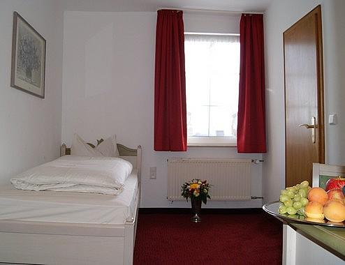 Muhve In Hotel
