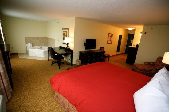 Country Inn Suites By Radisson Kansas City At Village West Ks