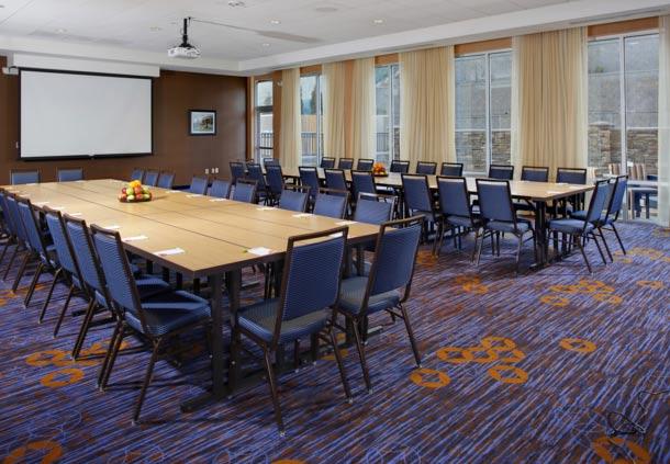 Courtyard By Marriott Boone Compare Deals