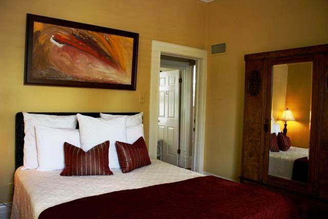 Inn on the Riverwalk