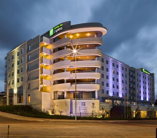 Holiday Inn Express Durban - Umhlanga Gateway Theatre Of Shopping South Africa thumbnail