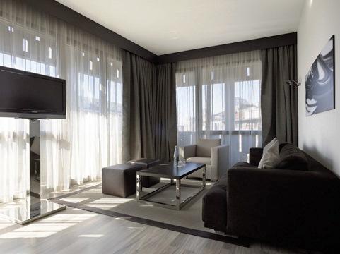 NH Collection Milano President