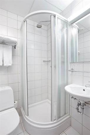 Hotel Cabin