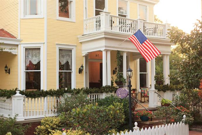 Azalea Inn and Villas