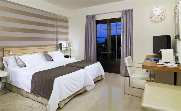 H10 Andalucia Plaza (ex. Hard Rock Hotel Marbella)