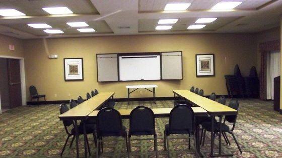 Holiday Inn Express and Suites Thomasville