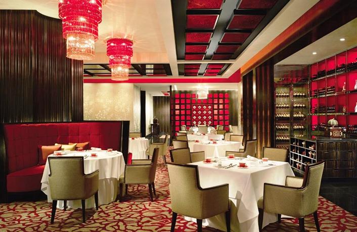 Shangri La Hotel Singapore - Compare Deals