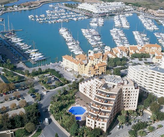 Dom Pedro Marina