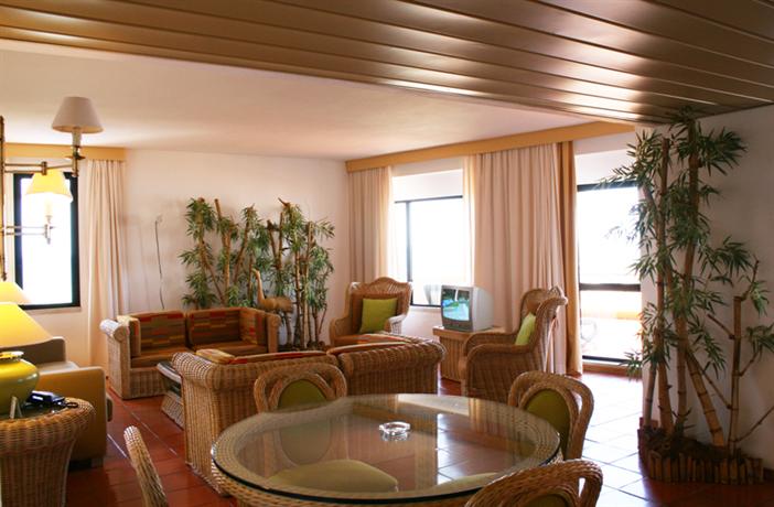 Dom Pedro Marina