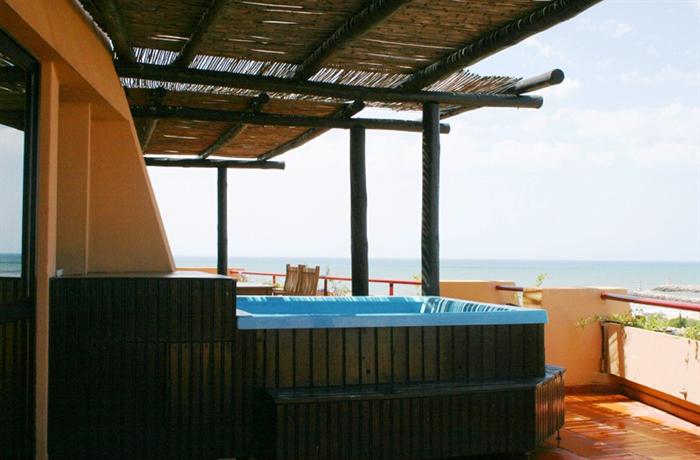 Dom Pedro Marina