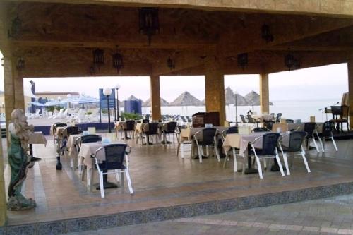 Royal Beach Hotel & Resort