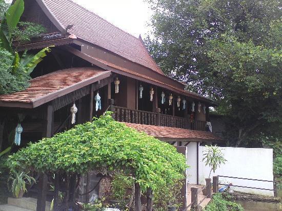 โรงแรมคลับวันเซเว่น เชียงใหม่