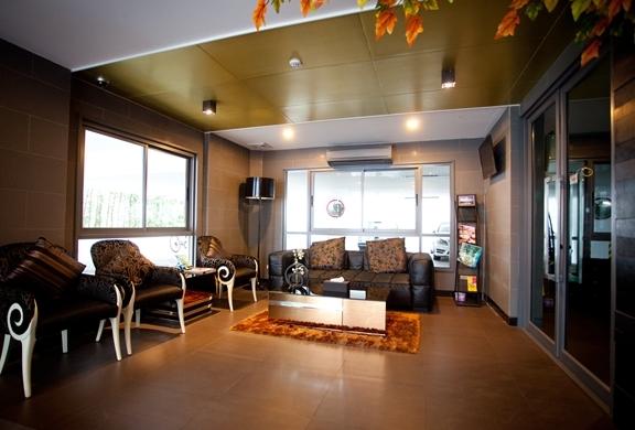 Voque Condominium Sukhumvit 16