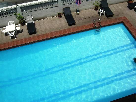 โรงแรมชาร์มมิ่งอินน์