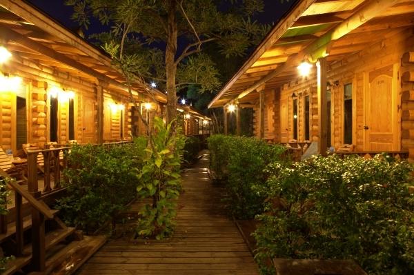 Log Home Boutique Hotel