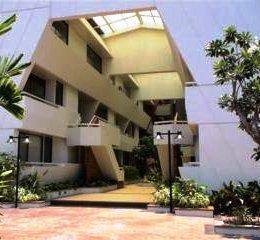 โรงแรมจอมเทียนฮอลิเดย์