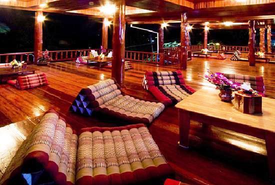 หาดยาวโอเวอร์เบย์รีสอร์ท