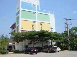 โรงแรมเรนโบว์