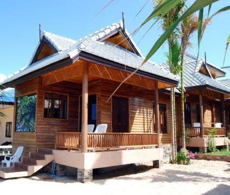 บ้านปากกาศรี ไฮด์อะเวย์