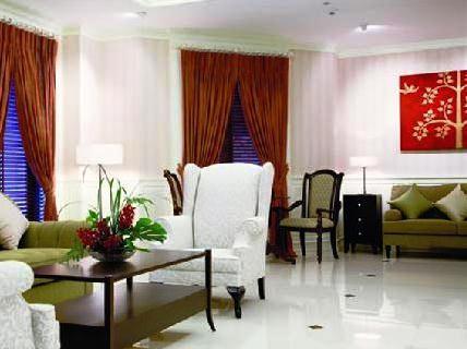 โรงแรมออรั่ม เดอะริเวอร์เพลส